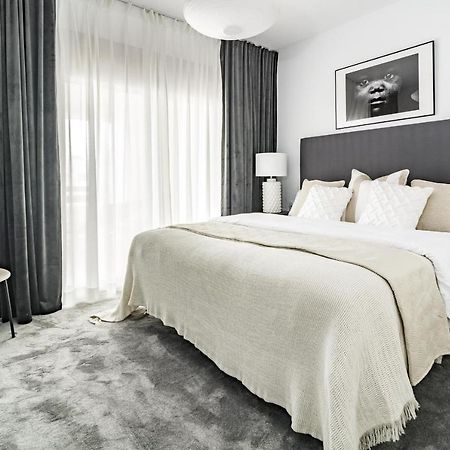 Djc - Modern 2 Bedroom Apartment Close To Beach Casares Eksteriør billede