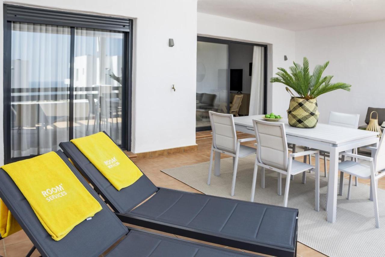 Djc - Modern 2 Bedroom Apartment Close To Beach Casares Eksteriør billede